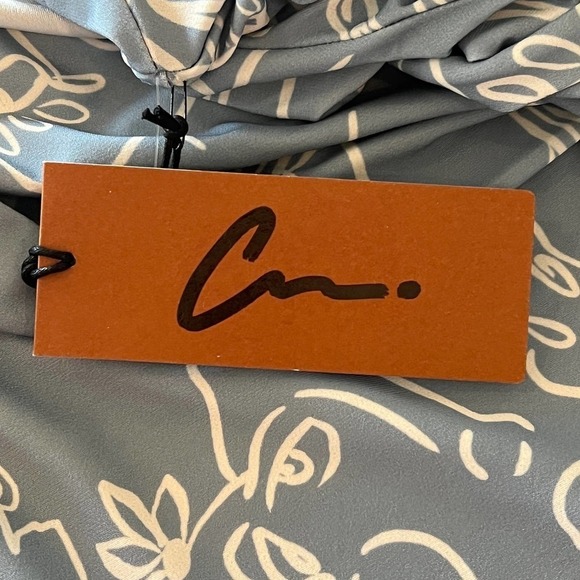 CHRISTINA MARTINEZ‎ OFF THE SHOULDER BODYSUIT WOMEN'S SIZE L NWT - Picture 10 of 16